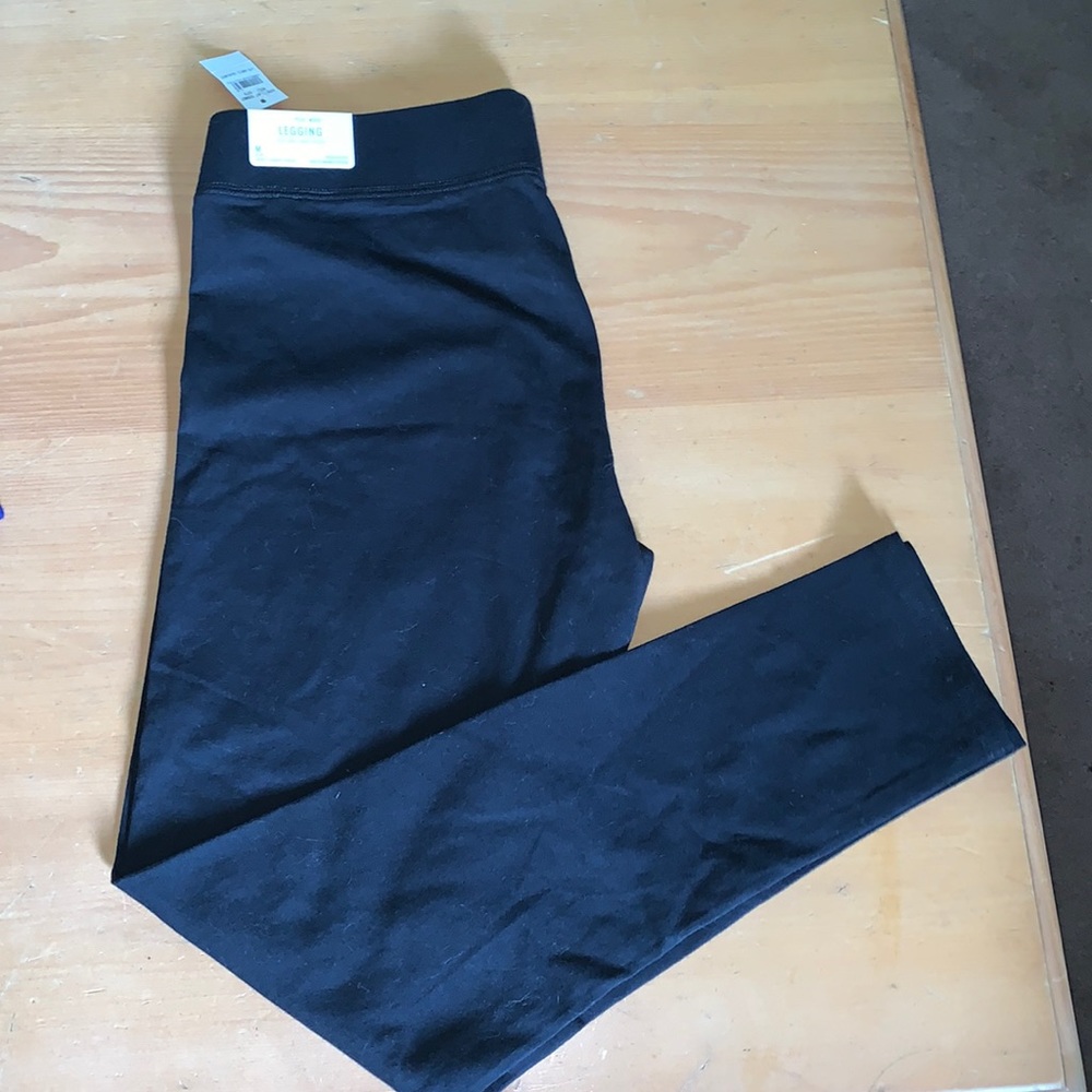 Medium Short Aerie Black Leggings
